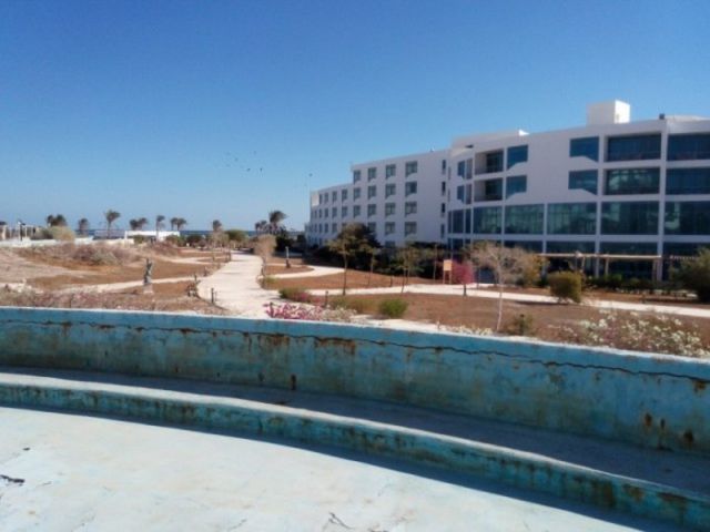 A Tour of a Neglected Egyptian 5 Star Hotel