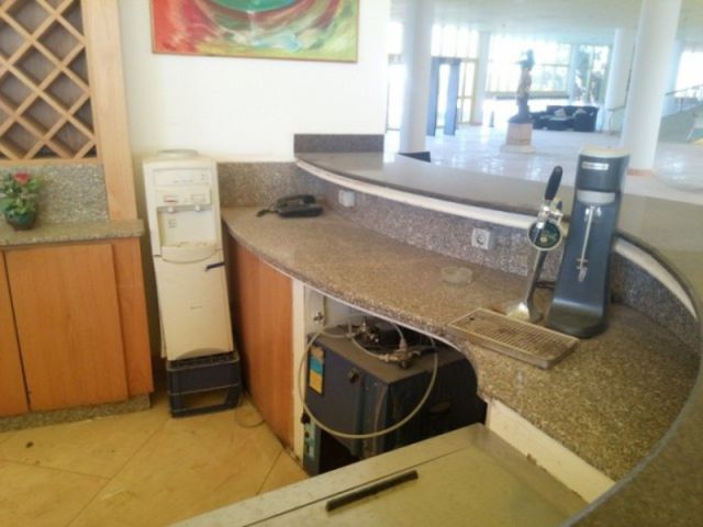 A Tour of a Neglected Egyptian 5 Star Hotel