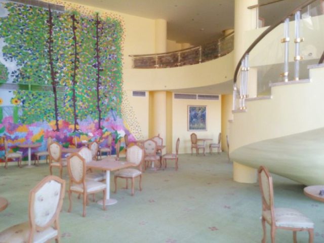 A Tour of a Neglected Egyptian 5 Star Hotel