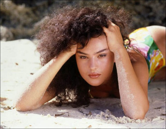 How Monica Bellucci Has Changed in the Past 35 Years