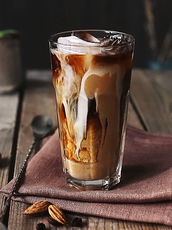Mesmerizing Cinemagraphs of Food Preparation in Action