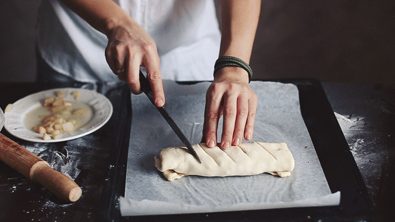 Mesmerizing Cinemagraphs of Food Preparation in Action
