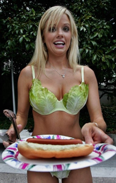 Hot Dog Eating Girls Are Hot