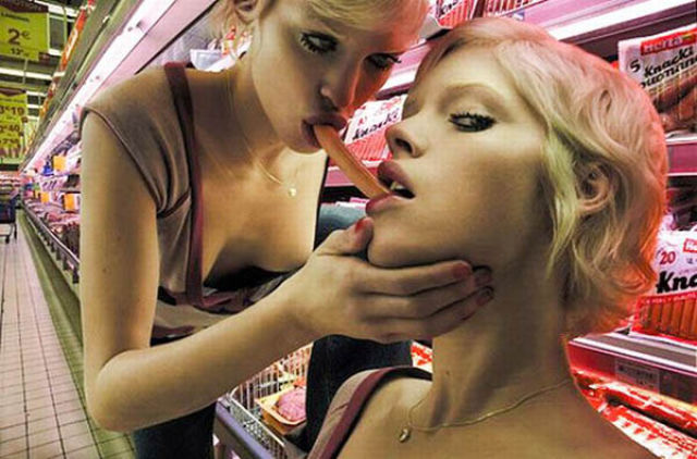 Hot Dog Eating Girls Are Hot