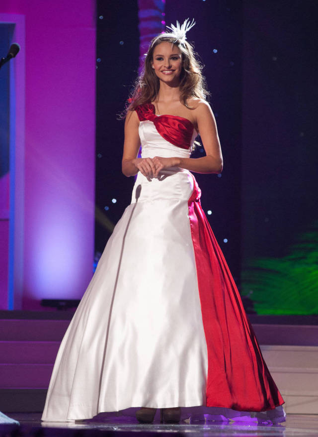Culturally Diverse Costumes at the Miss Universe 2015 Pageant