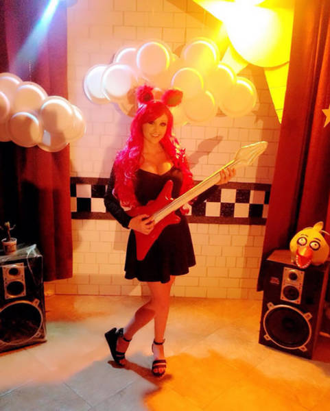 Scream Team’s Angie Is One Dizzyingly Sexy Lady