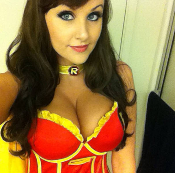 Scream Team’s Angie Is One Dizzyingly Sexy Lady