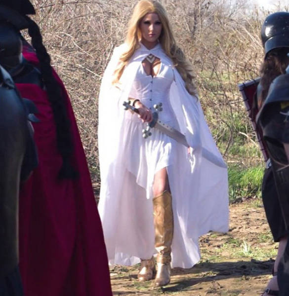 Scream Team’s Angie Is One Dizzyingly Sexy Lady