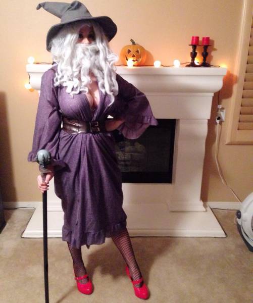 Scream Team’s Angie Is One Dizzyingly Sexy Lady