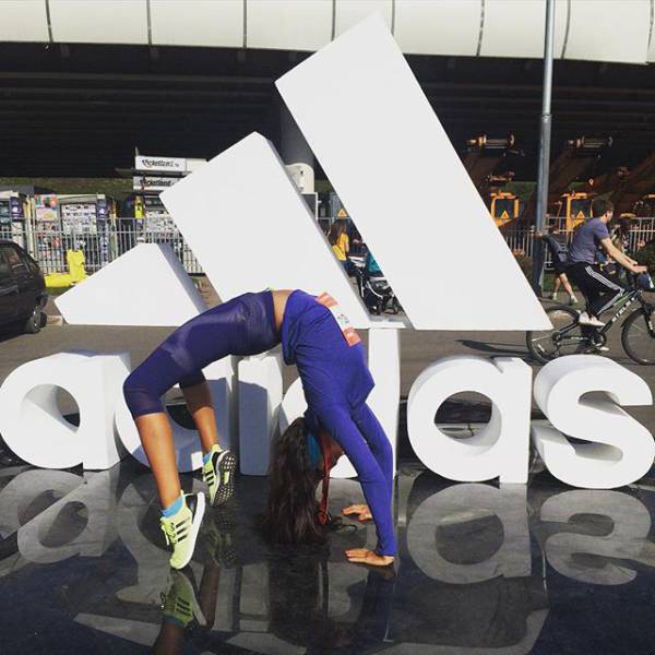 This Natural Beauty Is Pretty Brainy Too