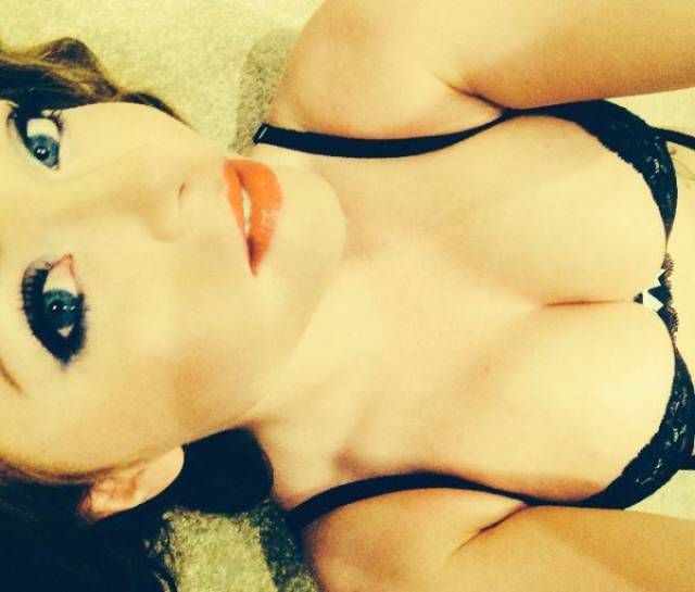 Boobs Make the World Brighte