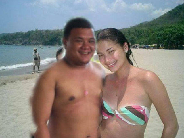 Guys Who Somehow Landed Super Hot Girls