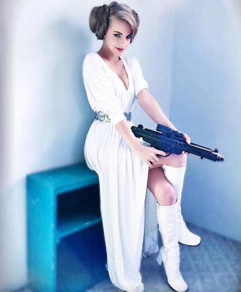The Sexy Cosplay Girls of Every Nerd