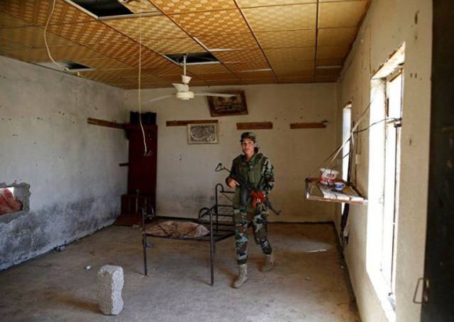 Brave Women Who Fight With ISIS