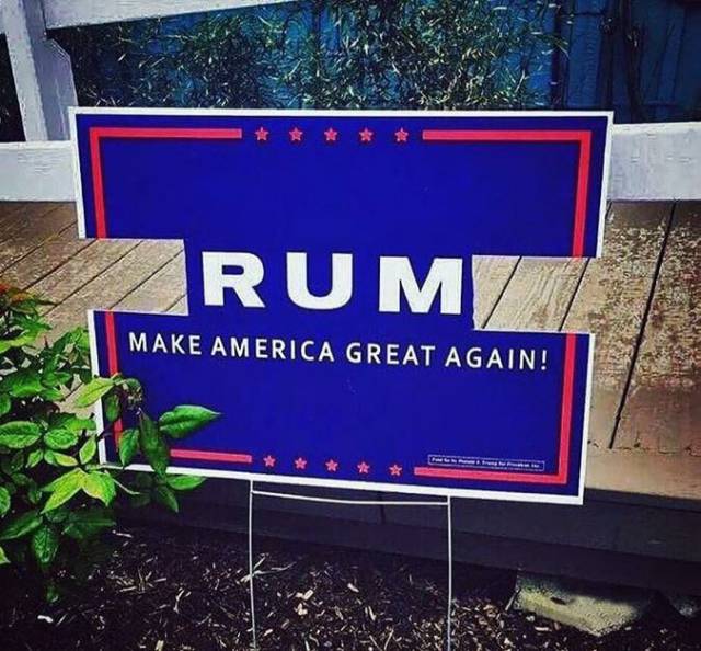 Funny Yard Signs That Are Impossible Not To Notice