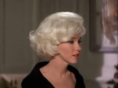 Beautiful And Hypnotizing Women From Back Then