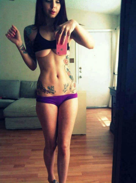 Get Ready For Some Tasty Underboob Pics