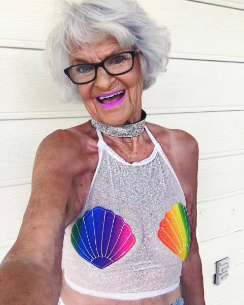 The Most Kick-Ass Granny Strikes Again