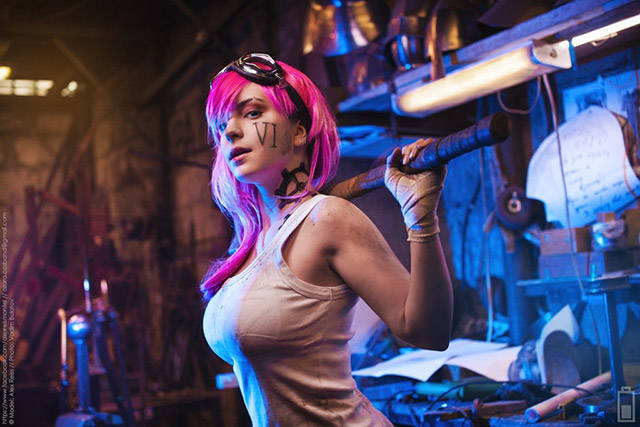 The Sexy Cosplay Girls of Every Nerds Fantasy
