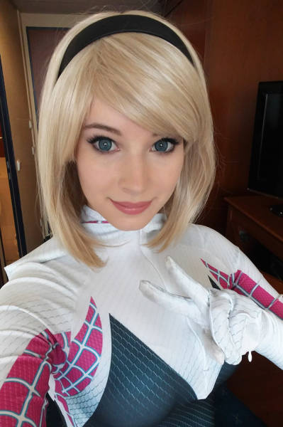 The Sexy Cosplay Girls of Every Nerds Fantasy
