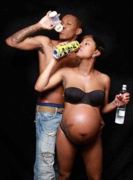 Ghetto Glamor Shots That Are Incredibly Ridiculous