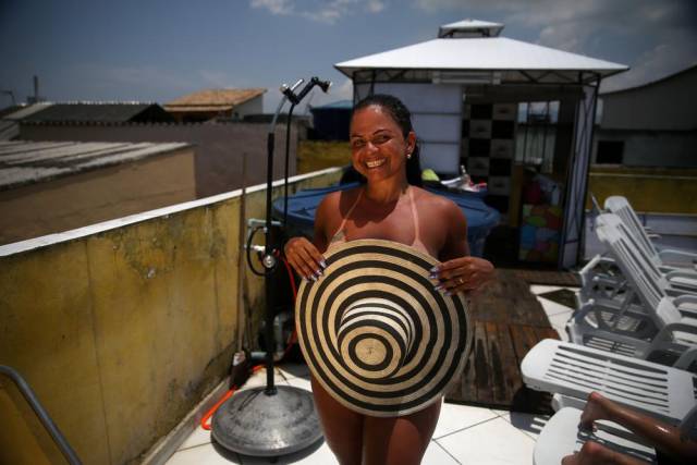 New Fashion Trend: Bikini Tape