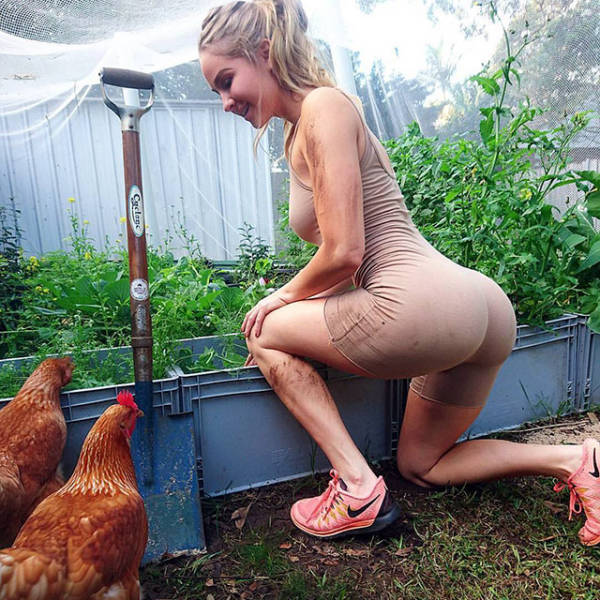 A Booty-full Collection of Girls