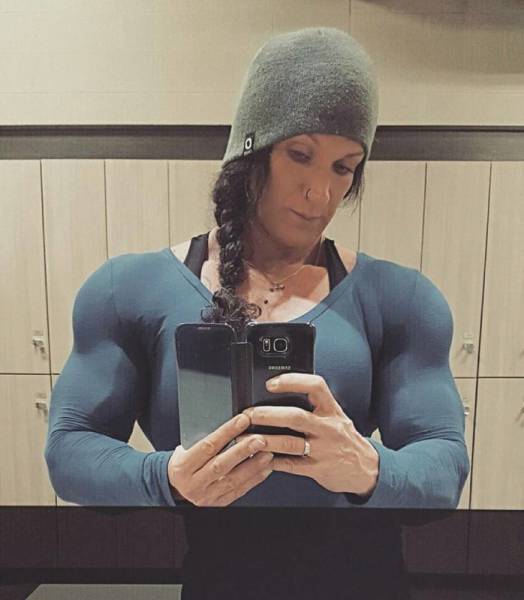 A Female Bodybuilder Like You’ve Never Seen Before