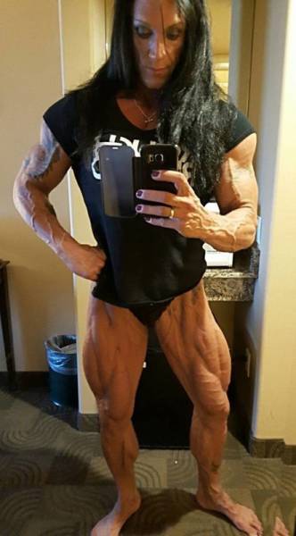 A Female Bodybuilder Like You’ve Never Seen Before